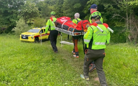 Escursionista infortunato: soccorso alpino in azione