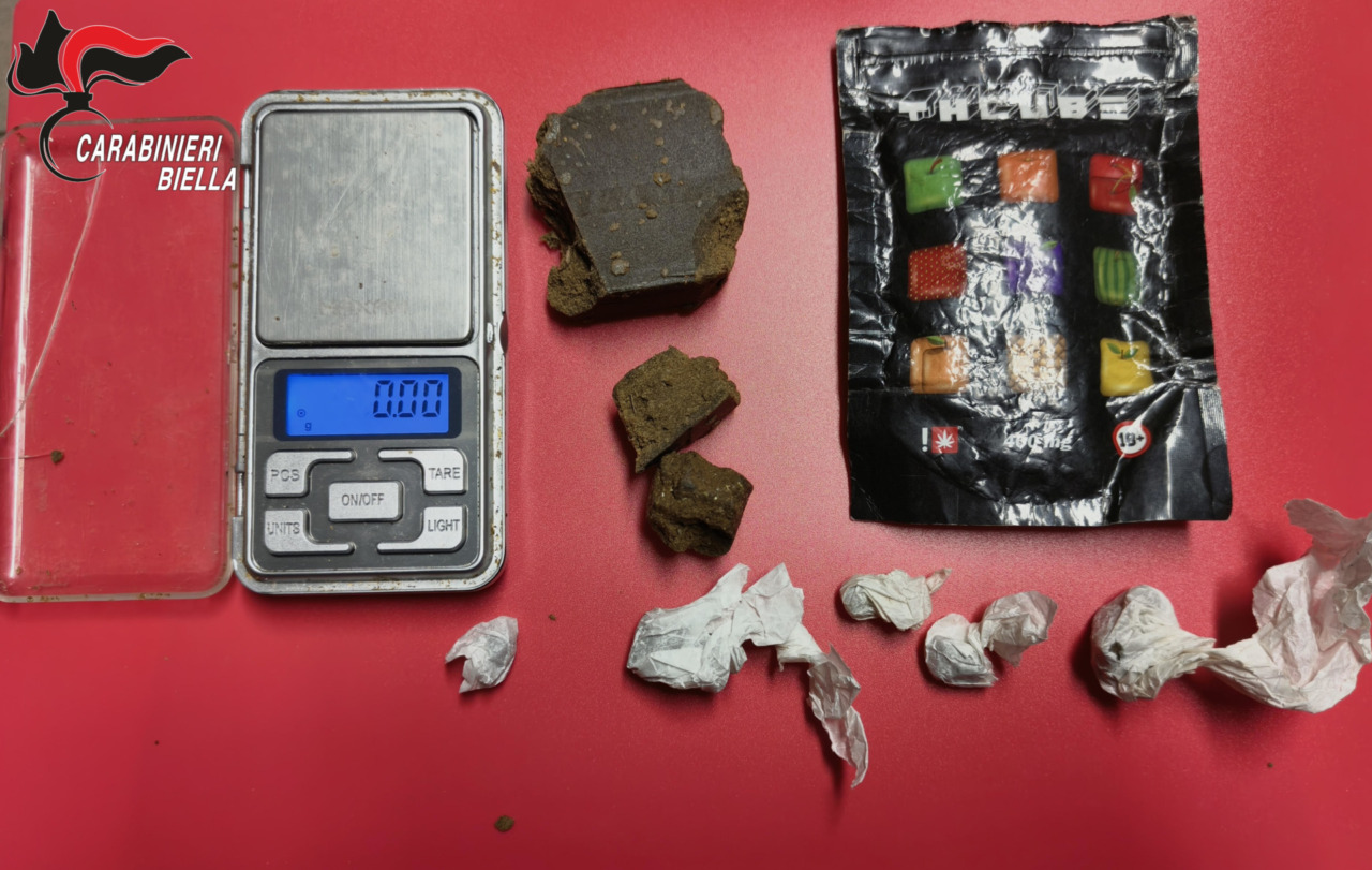 Un ventenne arrestato in Valle Elvo con oltre 60 grammi di hashish nello zaino