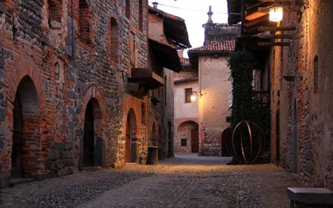 Matrimoni civili al Ricetto di Candelo
