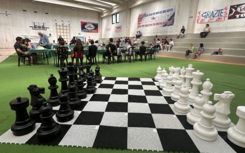 Una scacchiera gigante per Andorno Micca
